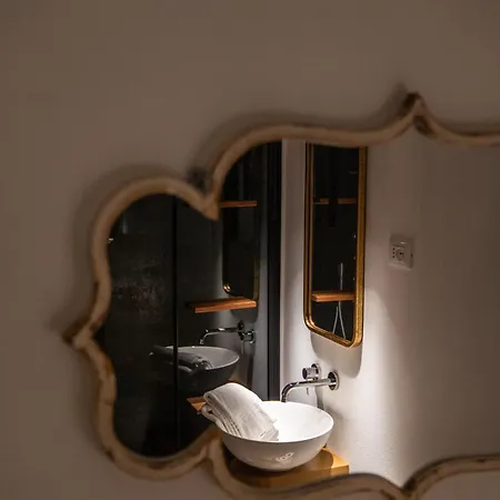 Labotanica_casalounge 4* צ'סנטיקו